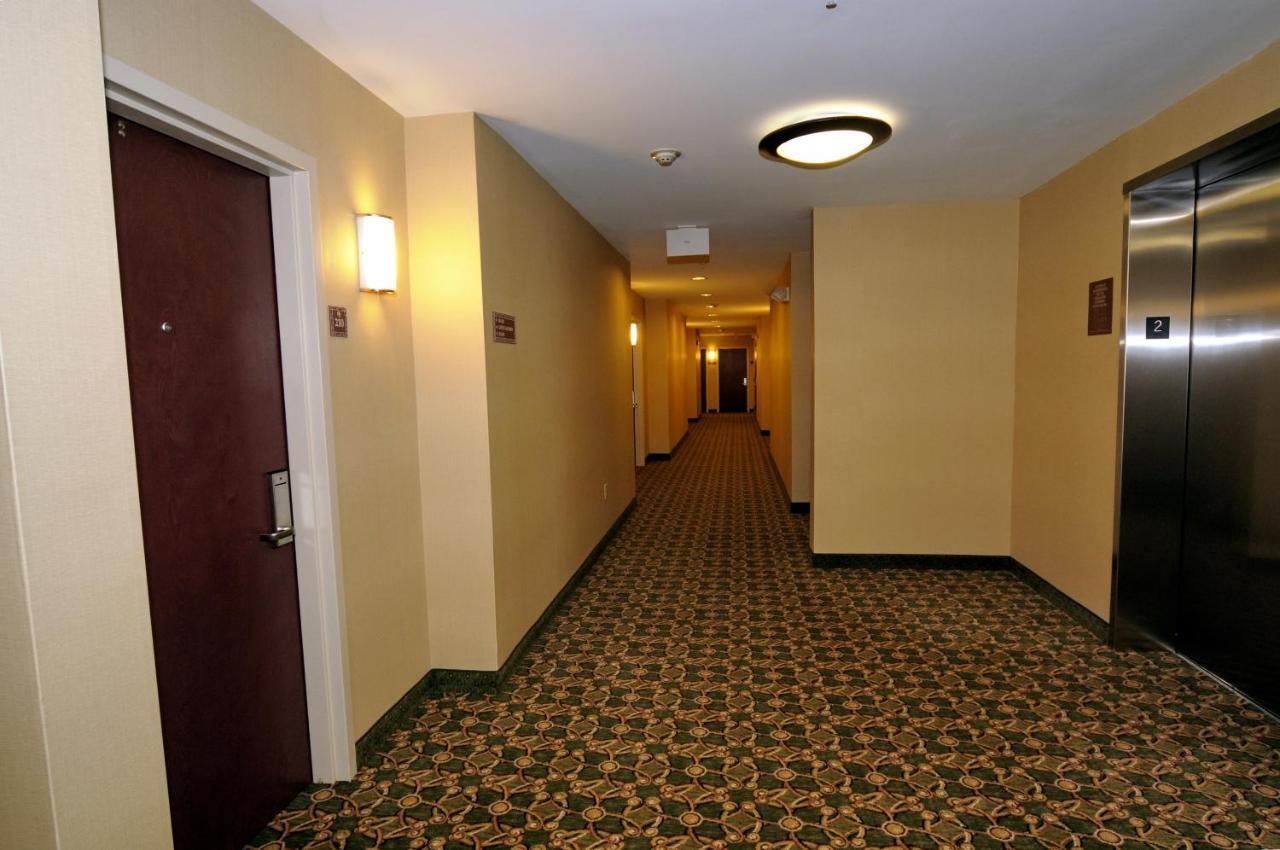 Tapa Hotel, Inn & Suites Mahwah Dış mekan fotoğraf